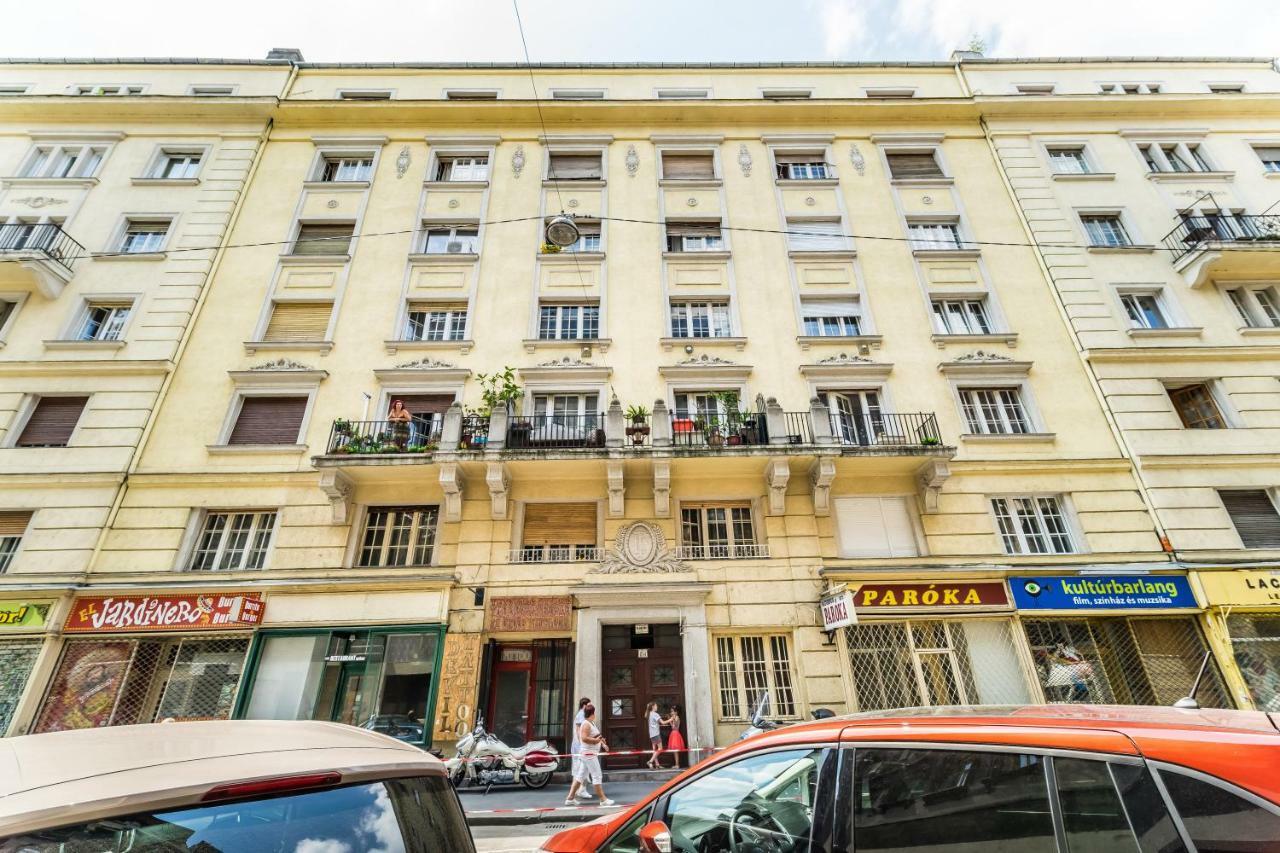 Fleur Creme Apartment — Fotók 3